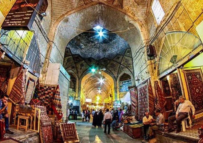 معماری بازار خان یزد